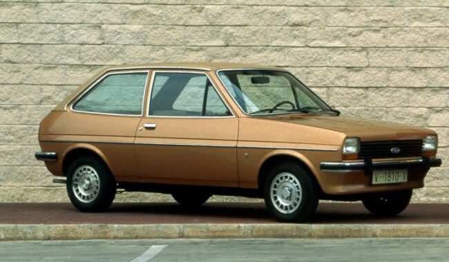 02_fordalmussafes_1976_primerfordfiesta_ghia-752×440
