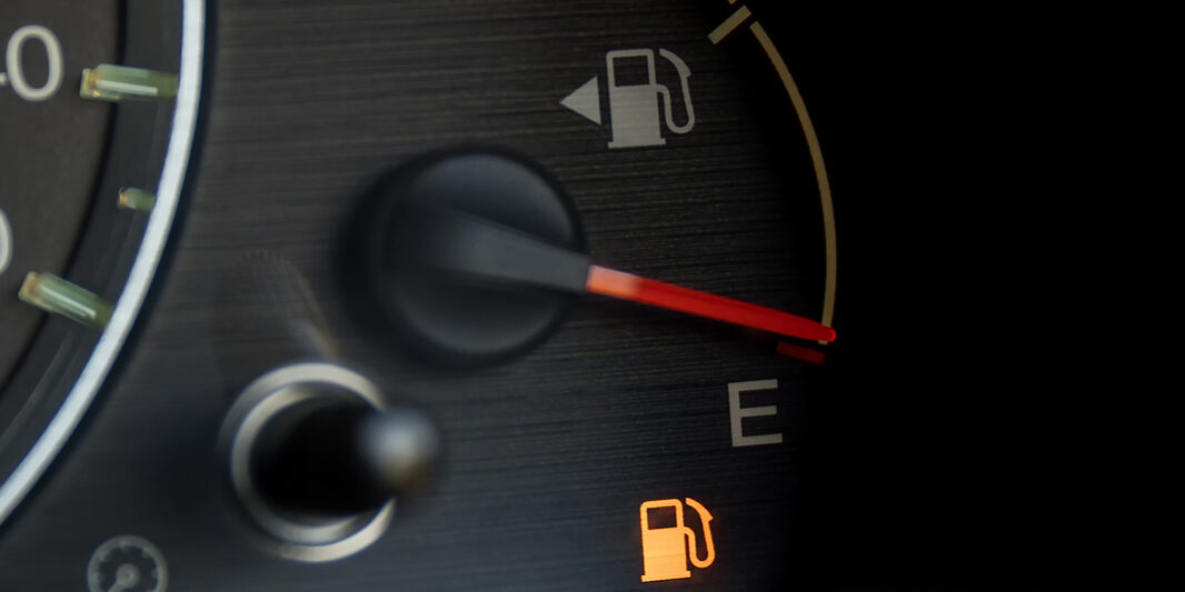 Empty Fuel Warning Light In Car Dashboard. Fuel Pump Icon. Gasol
