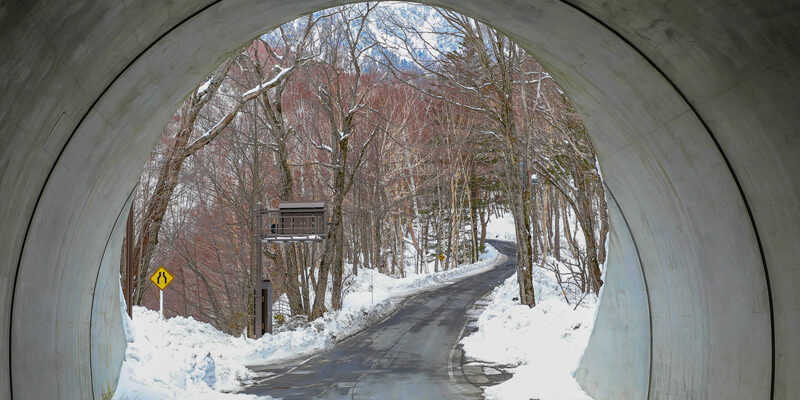 placas_hielo_carretera_1637665074