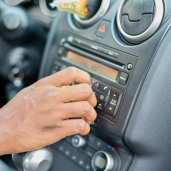 La inesperada (y cuantiosa) multa por llevar muy alta la música en el coche