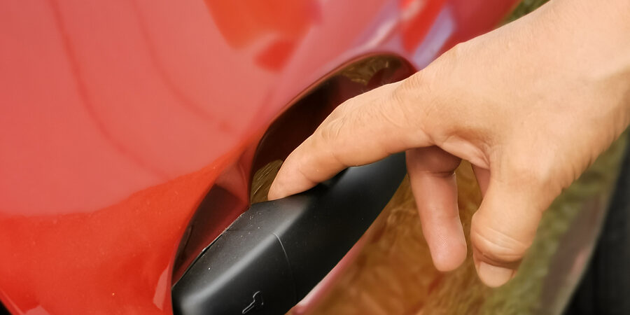 ¿Sabes por qué tu coche, en ocasiones, da calambre y cómo solucionarlo? ¿Sabes por qué tu coche, en ocasiones, da calambre y cómo solucionarlo?