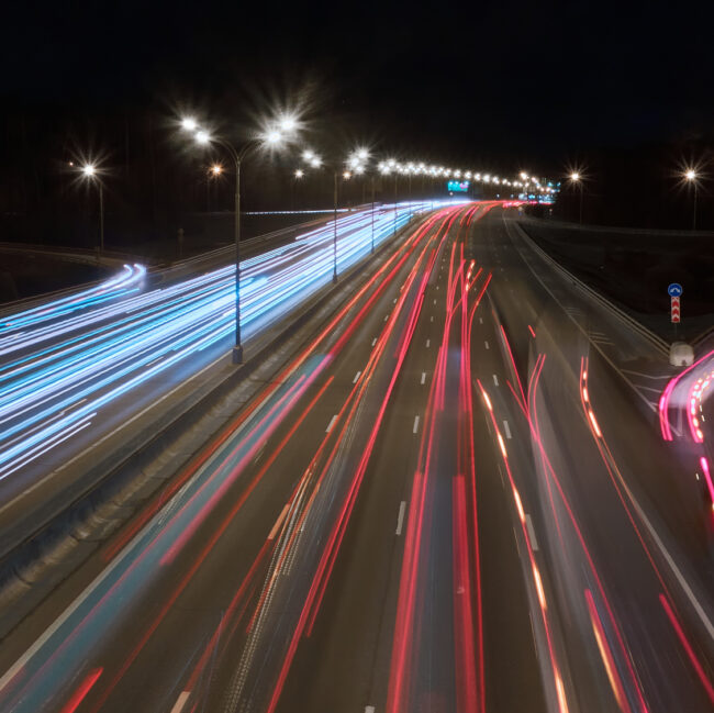 Cómo influye el sistema de iluminación del coche a la hora de evitar accidentes