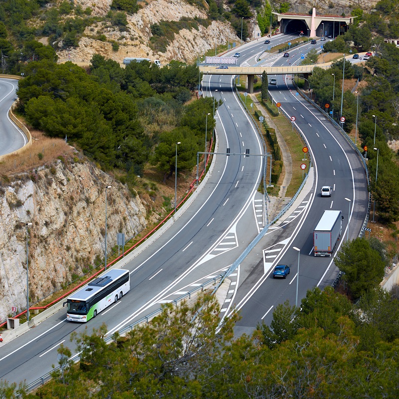 Si sales de viaje con tu coche, cuidado con los puntos más peligrosos de las carreteras españolas para los conductores