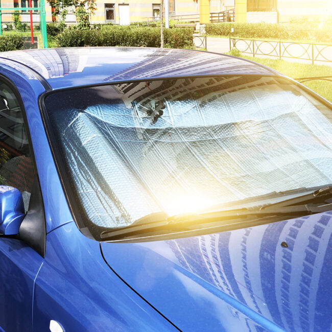 ¿El parasol en los coches es de verdad efectivo? Toma estos consejos