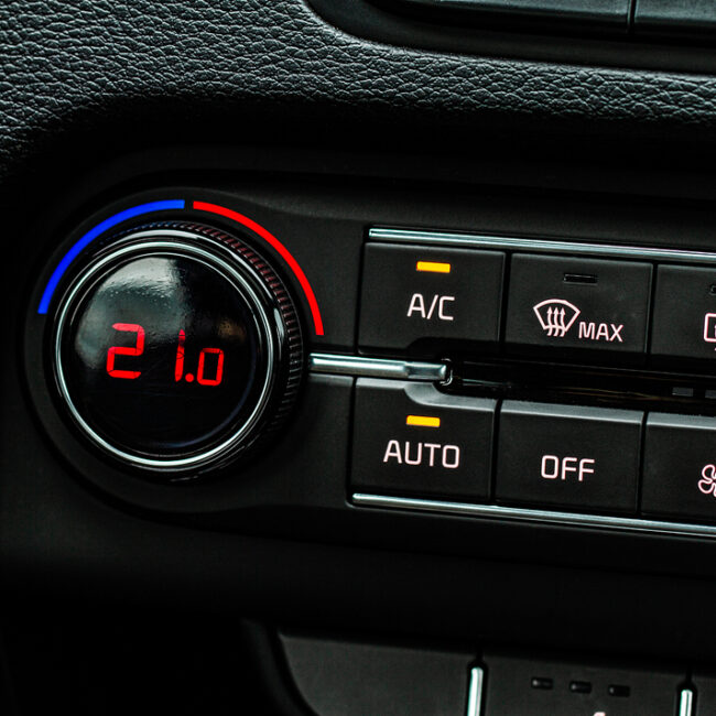 Consigue que el aire acondicionado de tu coche enfríe más sin aumentar el consumo de combustible Consigue que el aire acondicionado de tu coche enfríe más sin aumentar el consumo de combustible