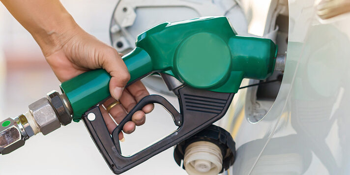 ¿Sabes qué hacer si echas al coche un combustible que no es el suyo? ¿Sabes qué hacer si echas al coche un combustible que no es el suyo?