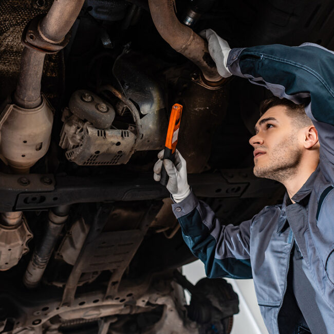 ¿Sabes qué manías muy comunes entre los conductores pueden ser letales para el coche? ¿Sabes qué manías muy comunes entre los conductores pueden ser letales para el coche?