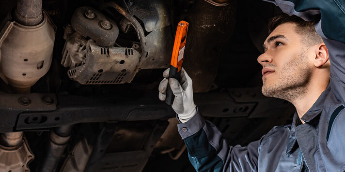 ¿Sabes qué manías muy comunes entre los conductores pueden ser letales para el coche? ¿Sabes qué manías muy comunes entre los conductores pueden ser letales para el coche?