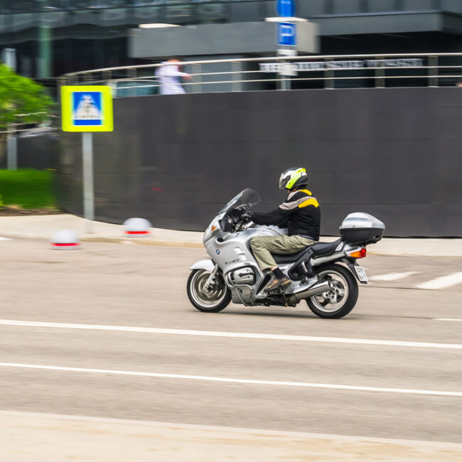 Control de velocidad: las motos camufladas de Tráfico ya están operativas ¿Cómo son y dónde están? Control de velocidad: las motos camufladas de Tráfico ya están operativas ¿Cómo son y dónde están?
