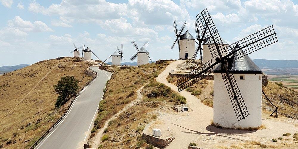 Castilla la mancha invierte un 25% más en bares que en sus vehículos que en 2020 Castilla la mancha invierte un 25% más en bares que en sus vehículos que en 2020