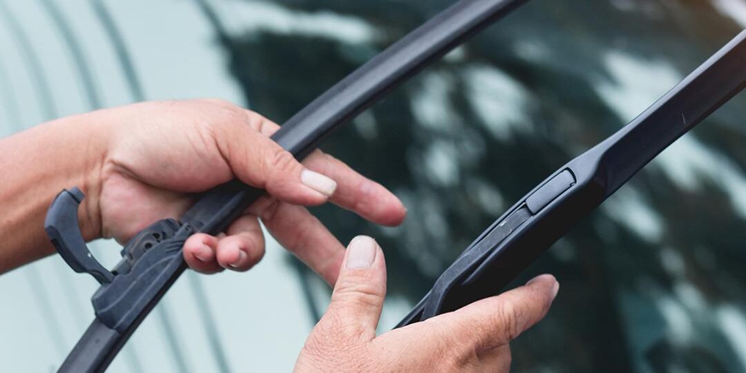 Por qué los líquidos limpiaparabrisas caseros acaban dañando a tu coche Por qué los líquidos limpiaparabrisas caseros acaban dañando a tu coche