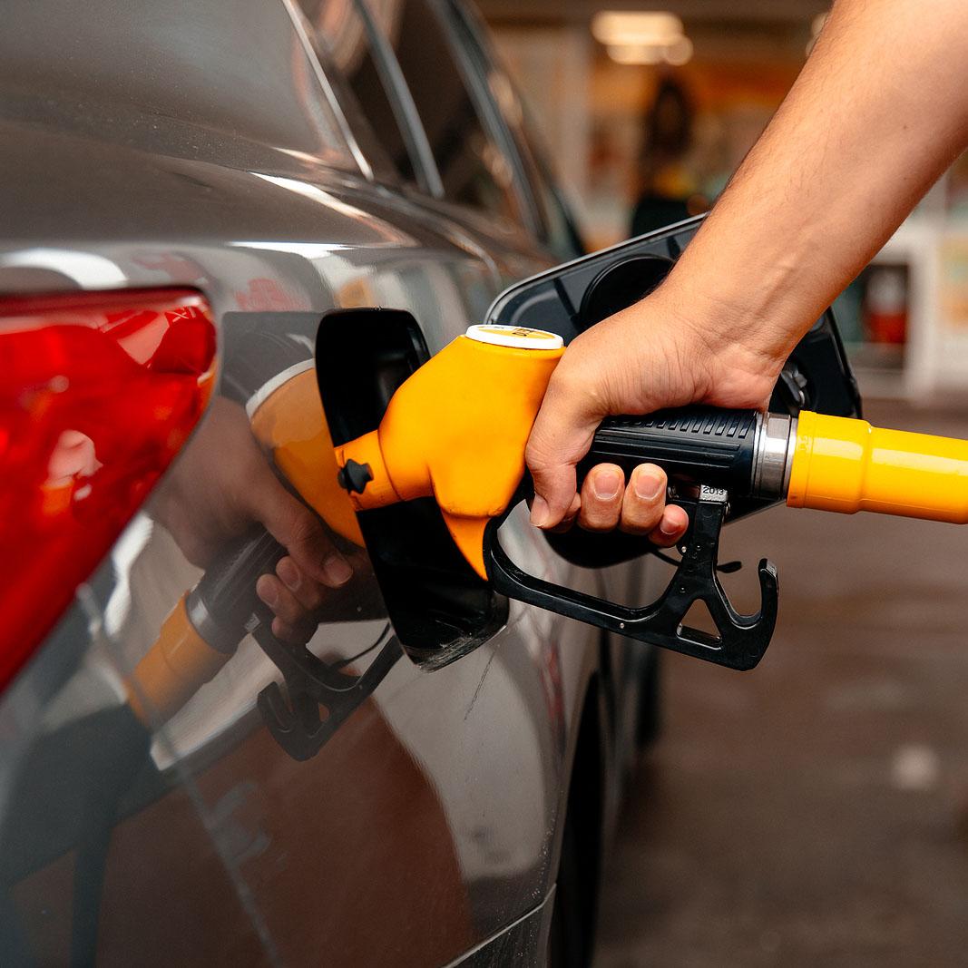 ¿Sabes si tu coche acepta gasolina E85? Así es el combustible ecológico